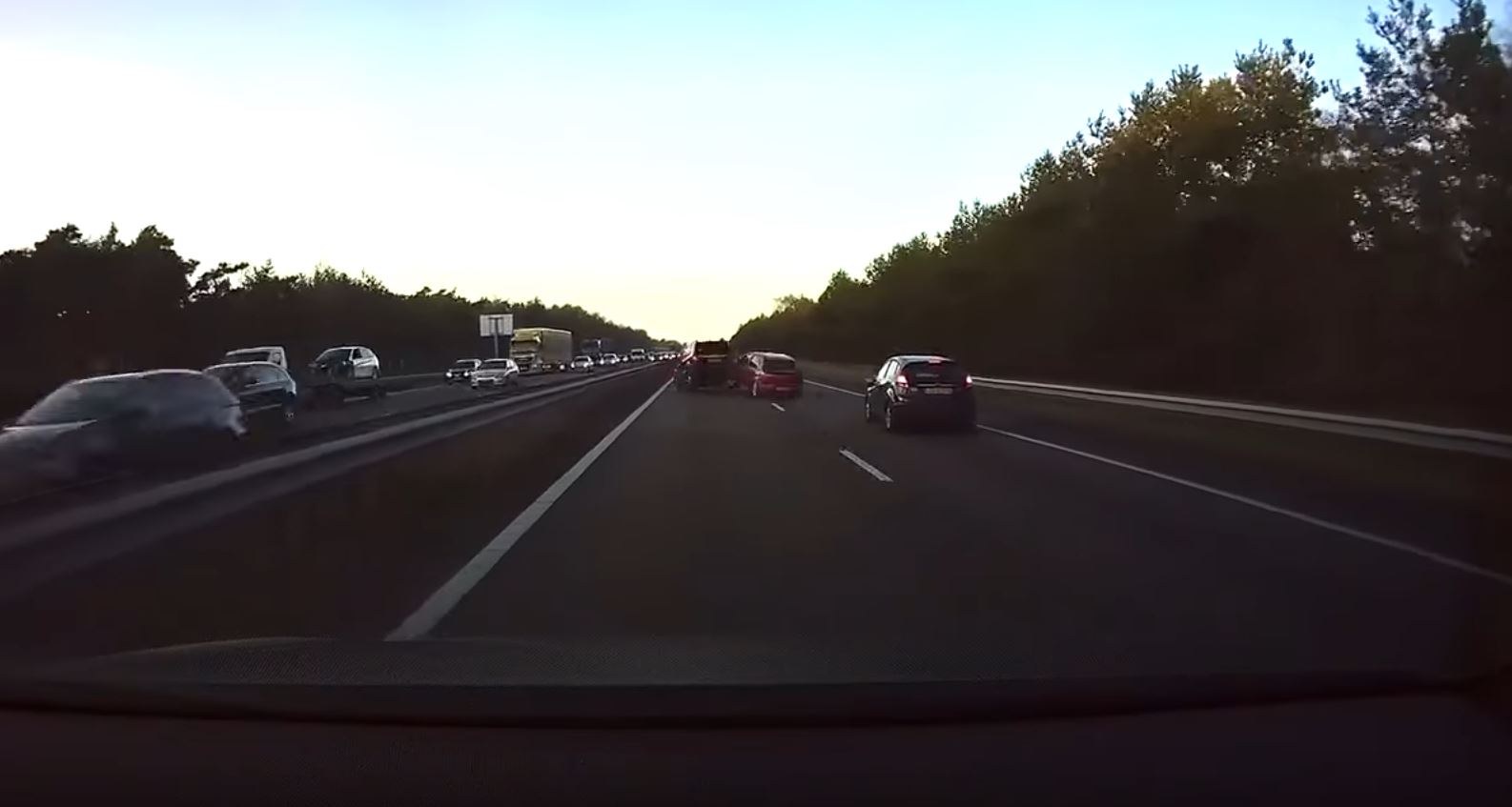 Tesla auto-pilot car crash Tesla auto-pilot car crash