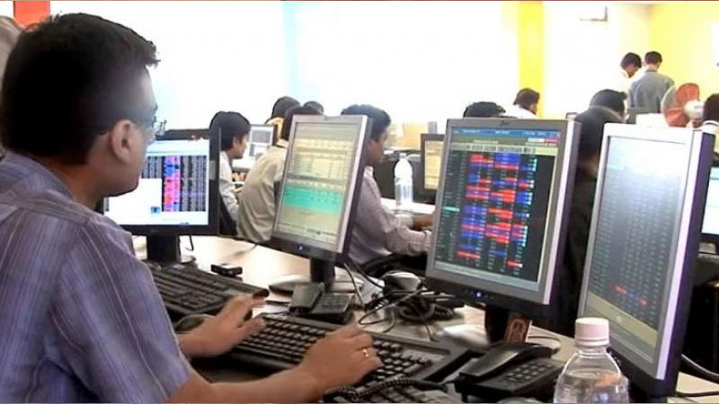 NSE's Nifty crosses 9500-mark for the first time, Sensex trade above 30k NSE's Nifty crosses 9500-mark for the first time, Sensex trade above 30k