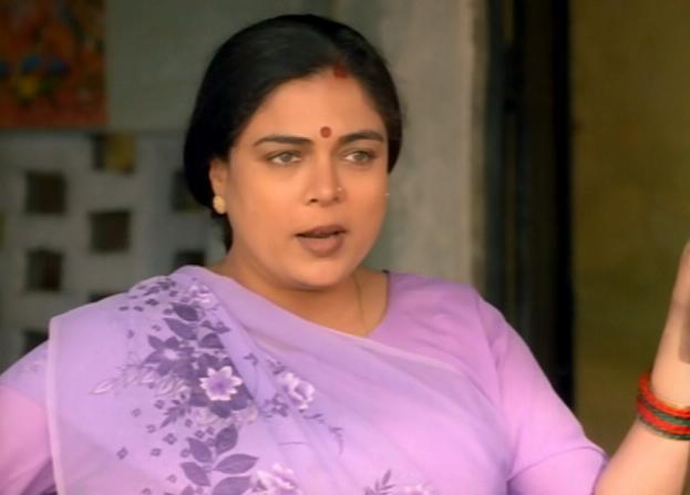 Reema Lagoo favourite Indian cinema mother passes away at 59 after suffering a cardiac Reema Lagoo favourite Indian cinema mother passes away at 59 after suffering a cardiac
