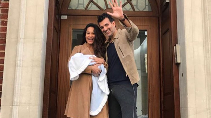 Picture: Lisa Haydon blessed with baby boy, names him Zack Lalvani Picture: Lisa Haydon blessed with baby boy, names him Zack Lalvani