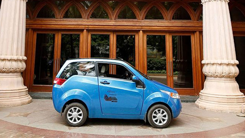 New device can wirelessly charge cell phones, electric cars New device can wirelessly charge cell phones, electric cars