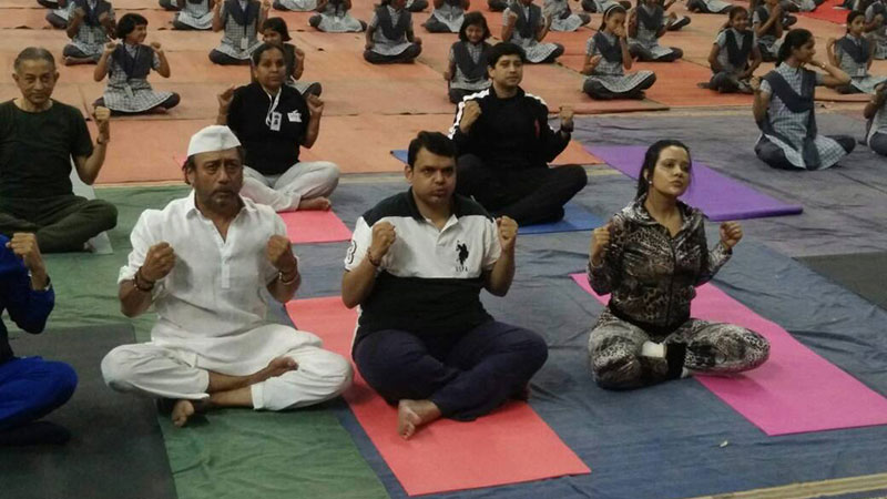 B-Town celebrities celebrate International Yoga Day B-Town celebrities celebrate International Yoga Day