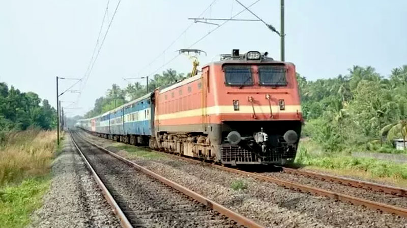 IRCTC goes down for the second time in a month, users angry IRCTC goes down for the second time in a month, users angry
