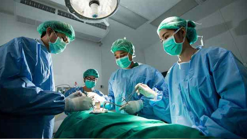 200gm cyst removed from 41-year-old woman's brain 200gm cyst removed from 41-year-old woman's brain