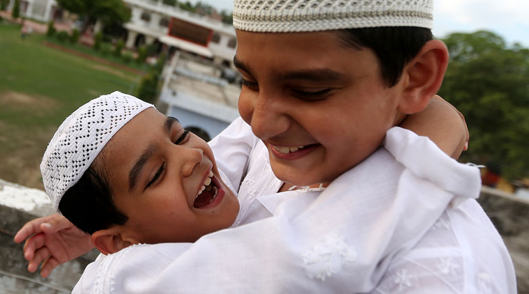 President Pranab Mukherjee, Vice President, Speaker wish people on Eid-ul-Fitr President Pranab Mukherjee, Vice President, Speaker wish people on Eid-ul-Fitr