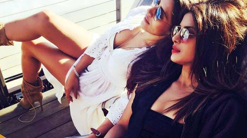 Priyanka Chopra chilling with Mubina in Malibu (Source: Instagram) Priyanka Chopra chilling with Mubina in Malibu (Source: Instagram)