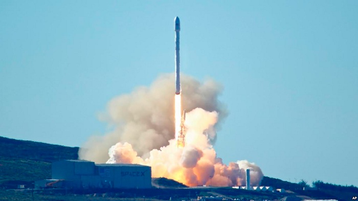 SpaceX has completed two back-to-back successful missions this weekend SpaceX has completed two back-to-back successful missions this weekend