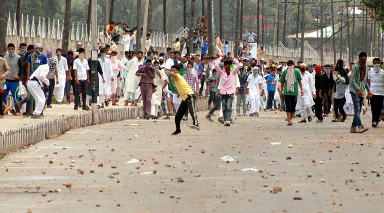 India celebrate Eid, Kashmir faces stone pelters India celebrate Eid, Kashmir faces stone pelters