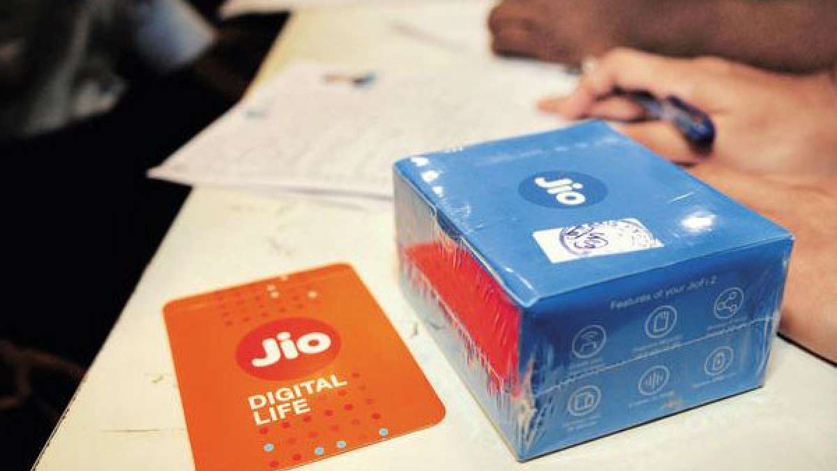 Reliance Jio sim creates world record Reliance Jio sim creates world record