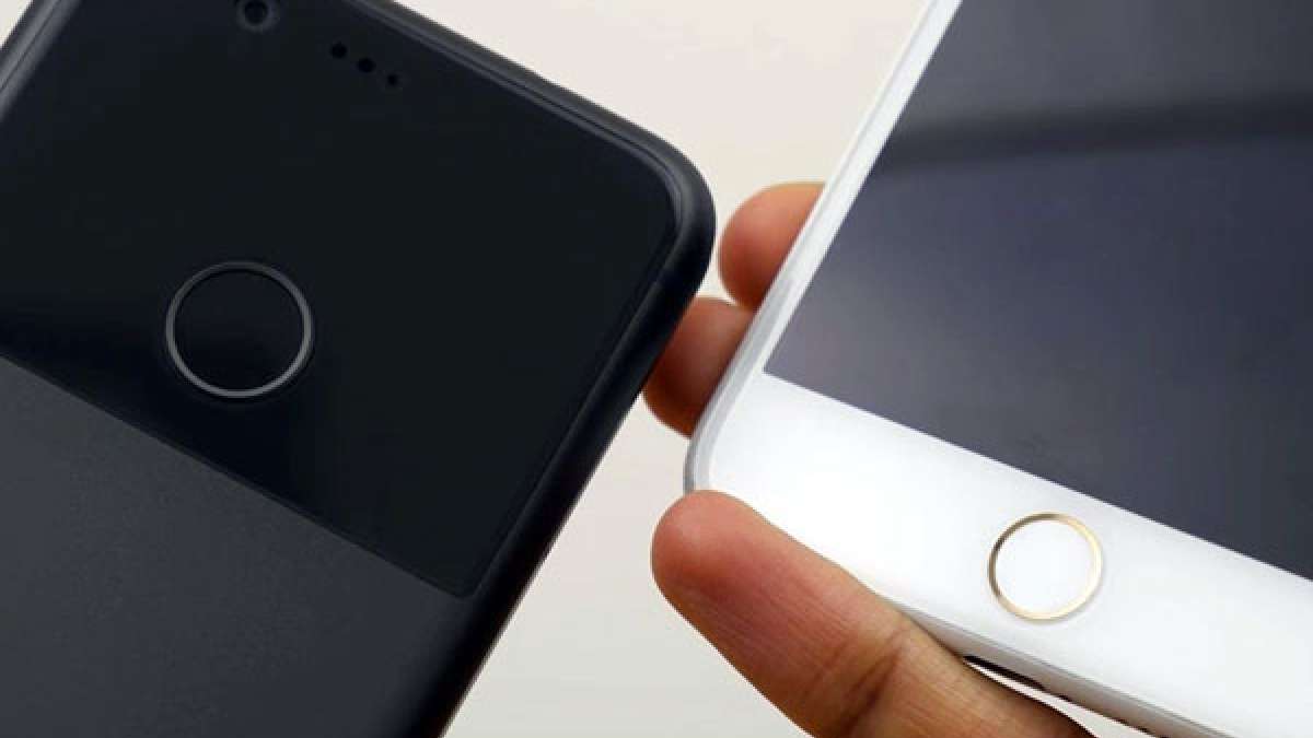 Made By Google Pixel vs Apple iPhone 7 Made By Google Pixel vs Apple iPhone 7