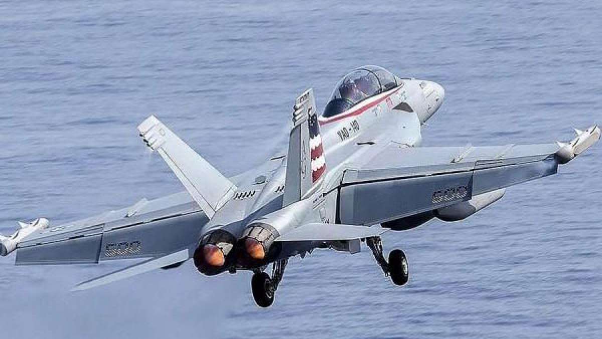 India offers to localise jet aircraft India offers to localise jet aircraft
