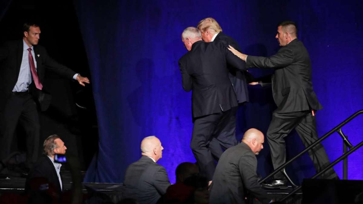 Trump stage scare Trump stage scare