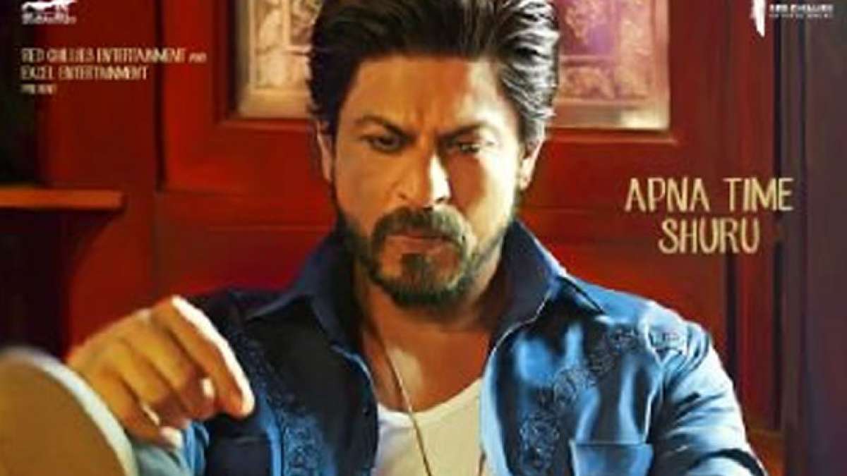 Shah Rukh Khan in new 'Raees' poster Shah Rukh Khan in new 'Raees' poster