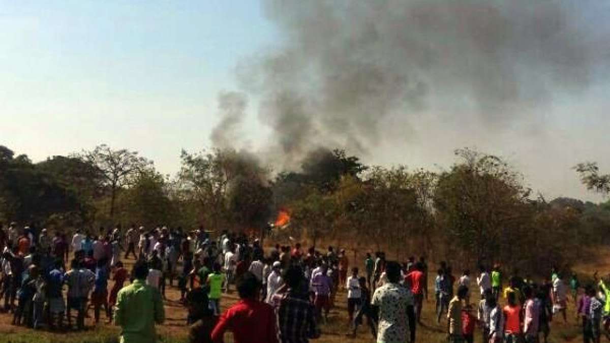 Mumbai: Helicopter crash in Aarey Colony Mumbai: Helicopter crash in Aarey Colony