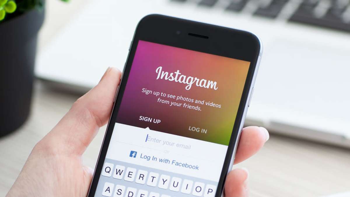 Bookmark page on Instagram Bookmark page on Instagram