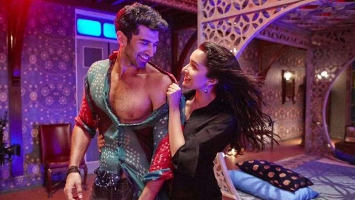 Still The Humma song from 'OK Jaanu' featuring Shraddha Kapoor and Aditya Roy Kapur Still The Humma song from 'OK Jaanu' featuring Shraddha Kapoor and Aditya Roy Kapur