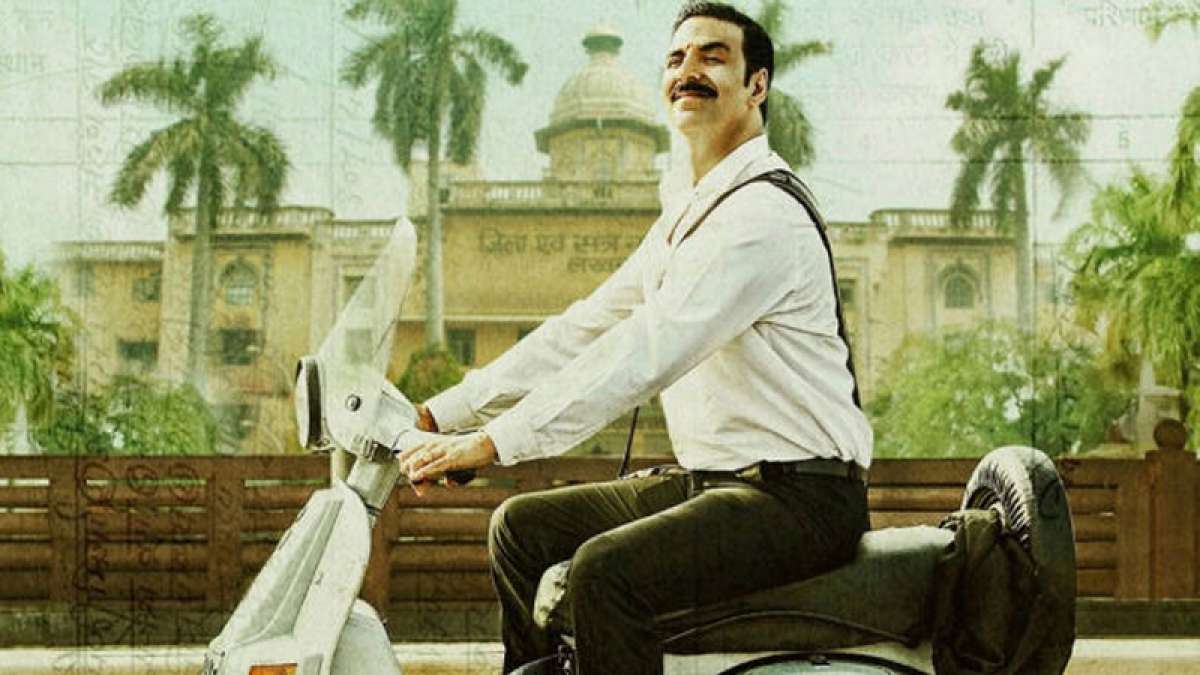 Actor Akshay Kumar in a still from Jolly LLB Actor Akshay Kumar in a still from Jolly LLB