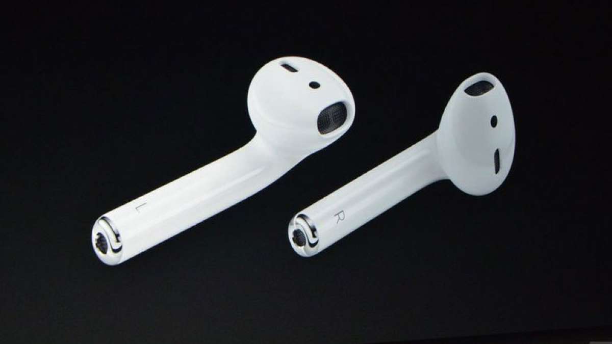 Apple starts delivering wireless earphones AirPods Apple starts delivering wireless earphones AirPods