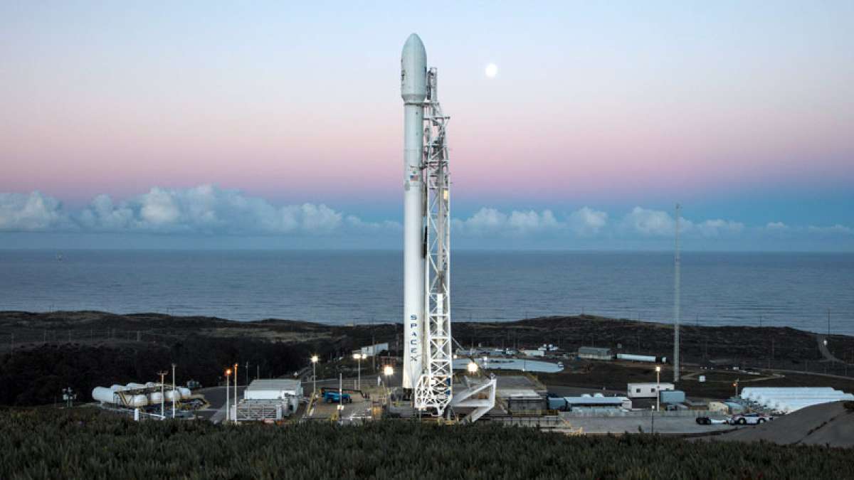 SpaceX launches Falcon 9 rocket successfully SpaceX launches Falcon 9 rocket successfully