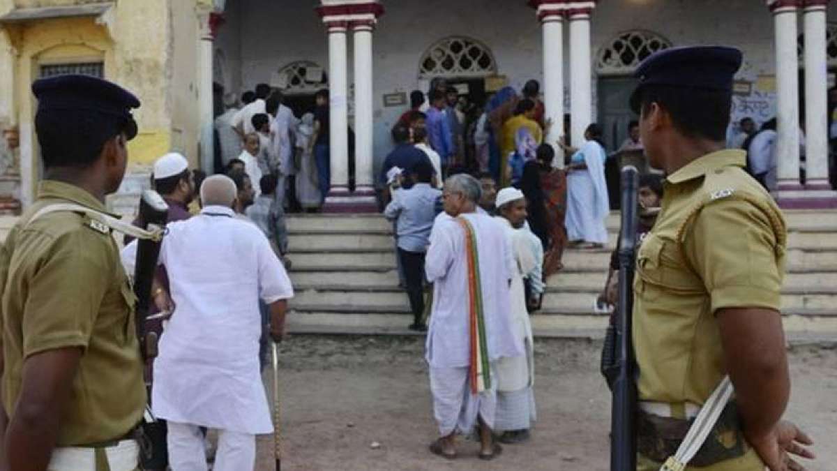 Voting underway for UP Assembly Elections 2017 Voting underway for UP Assembly Elections 2017