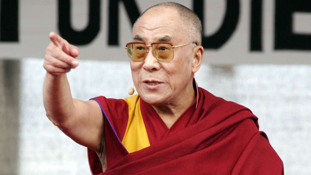 India backs Dalai Lama's visit to Arunachal Pradesh, downplays China's request India backs Dalai Lama's visit to Arunachal Pradesh, downplays China's request