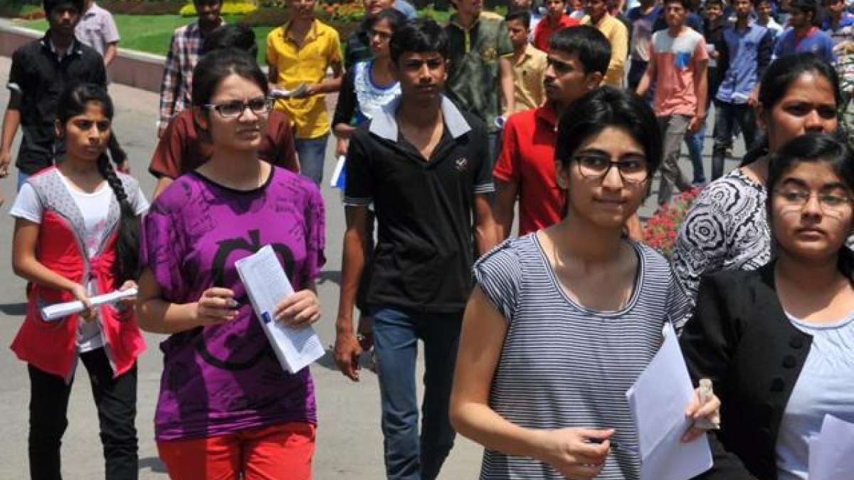 Tips & tricks: How to crack JEE Advanced entrance exam 2017 Tips & tricks: How to crack JEE Advanced entrance exam 2017