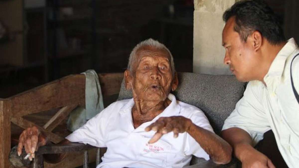 World's oldest man Mbah Gotho passes away at 146 World's oldest man Mbah Gotho passes away at 146