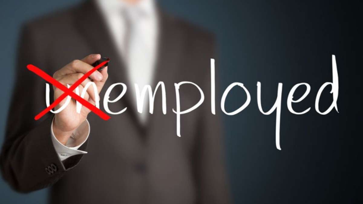 Unemployment rate falls in the United States Unemployment rate falls in the United States