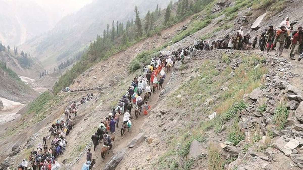 A fresh batch of 4,477 pilgrims left winter capital Jammu to perform the Amarnath Yatra A fresh batch of 4,477 pilgrims left winter capital Jammu to perform the Amarnath Yatra