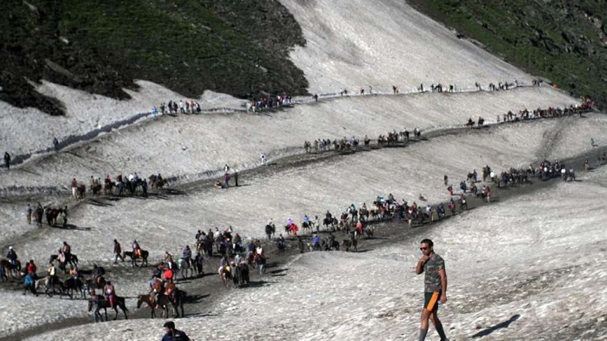 Two women of Amarnath Yatra pilgrims killed in a Kashmir terror attack were from Maharashtra and Gujarat Two women of Amarnath Yatra pilgrims killed in a Kashmir terror attack were from Maharashtra and Gujarat