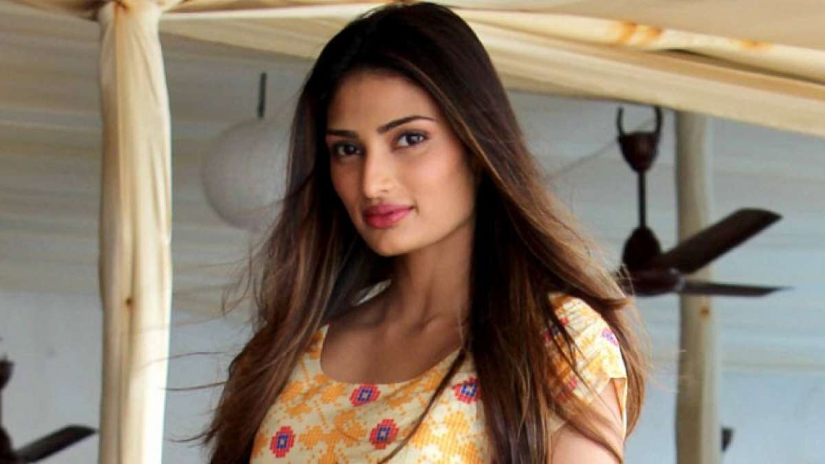 Athiya Shetty dressed up like a princess for designer Shyamal and Bhumika show Athiya Shetty dressed up like a princess for designer Shyamal and Bhumika show