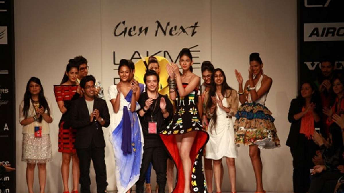 Sumiran Kabir Sharma at LFW, displayed a lineup of beautiful dresses Sumiran Kabir Sharma at LFW, displayed a lineup of beautiful dresses
