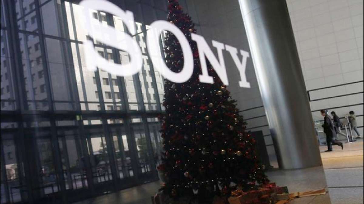Sony India launches two new speakers MHC-V11 and 'SHAKE-X30D; Check price, features Sony India launches two new speakers MHC-V11 and 'SHAKE-X30D; Check price, features