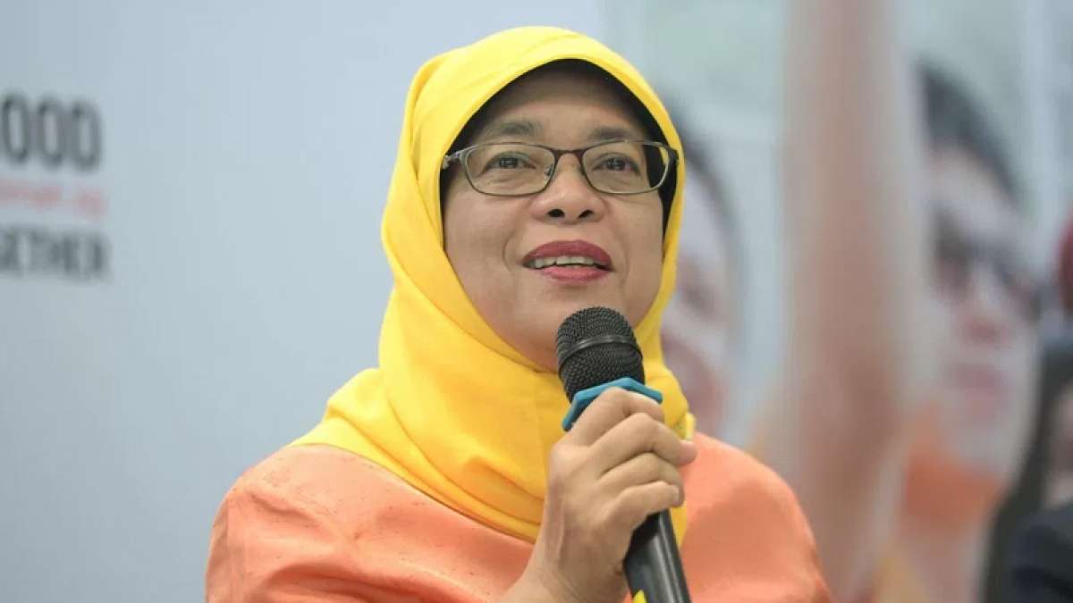 Halimah Yacob becomes first woman President of Singapore Halimah Yacob becomes first woman President of Singapore