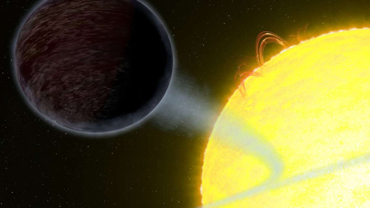 Hubble observes pitch black planet that is darker than Asphalt Hubble observes pitch black planet that is darker than Asphalt