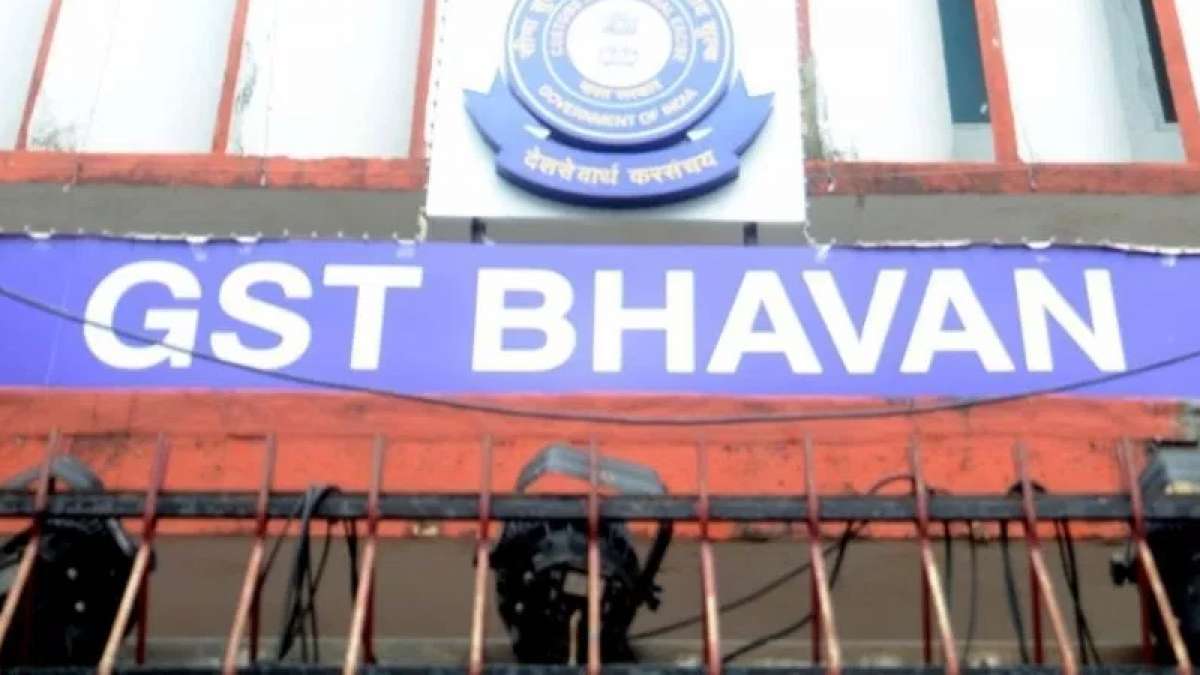Deadline to sell pre-GST goods extended till December 31 Deadline to sell pre-GST goods extended till December 31