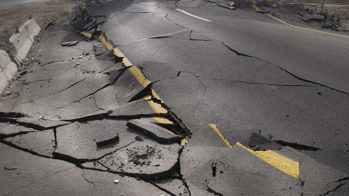 Kashmir Valley hit by earthquake of magnitude 5.7, no casualties reported ( Presentational Image) Kashmir Valley hit by earthquake of magnitude 5.7, no casualties reported ( Presentational Image)