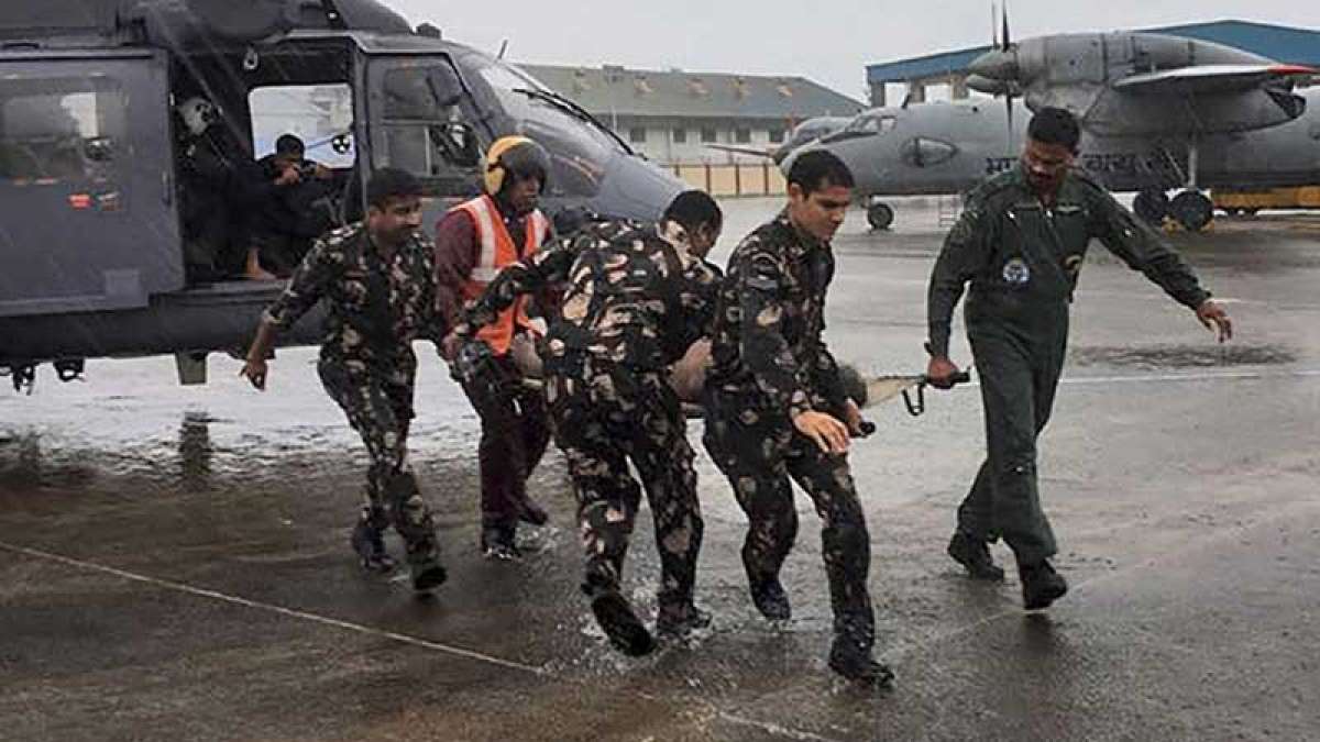 Deadly cyclone Ockhi likely to weaken, predicts IMD Deadly cyclone Ockhi likely to weaken, predicts IMD