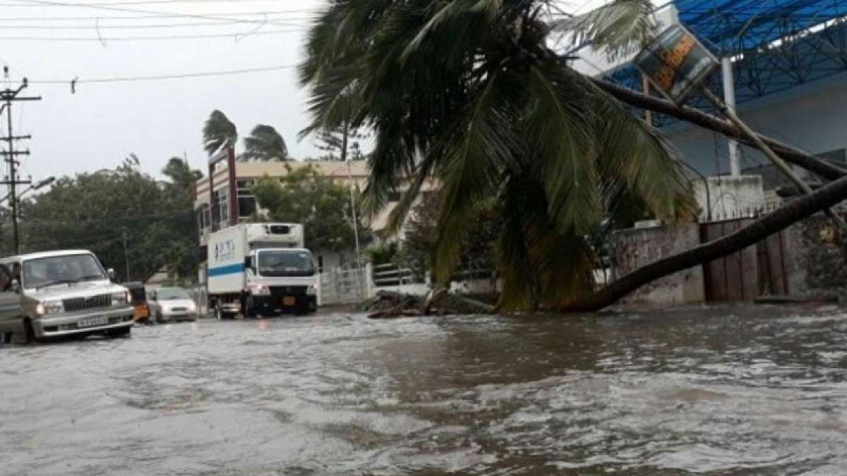 Cyclone Ockhi claims 39 lives, 167 still missing: MHA Cyclone Ockhi claims 39 lives, 167 still missing: MHA