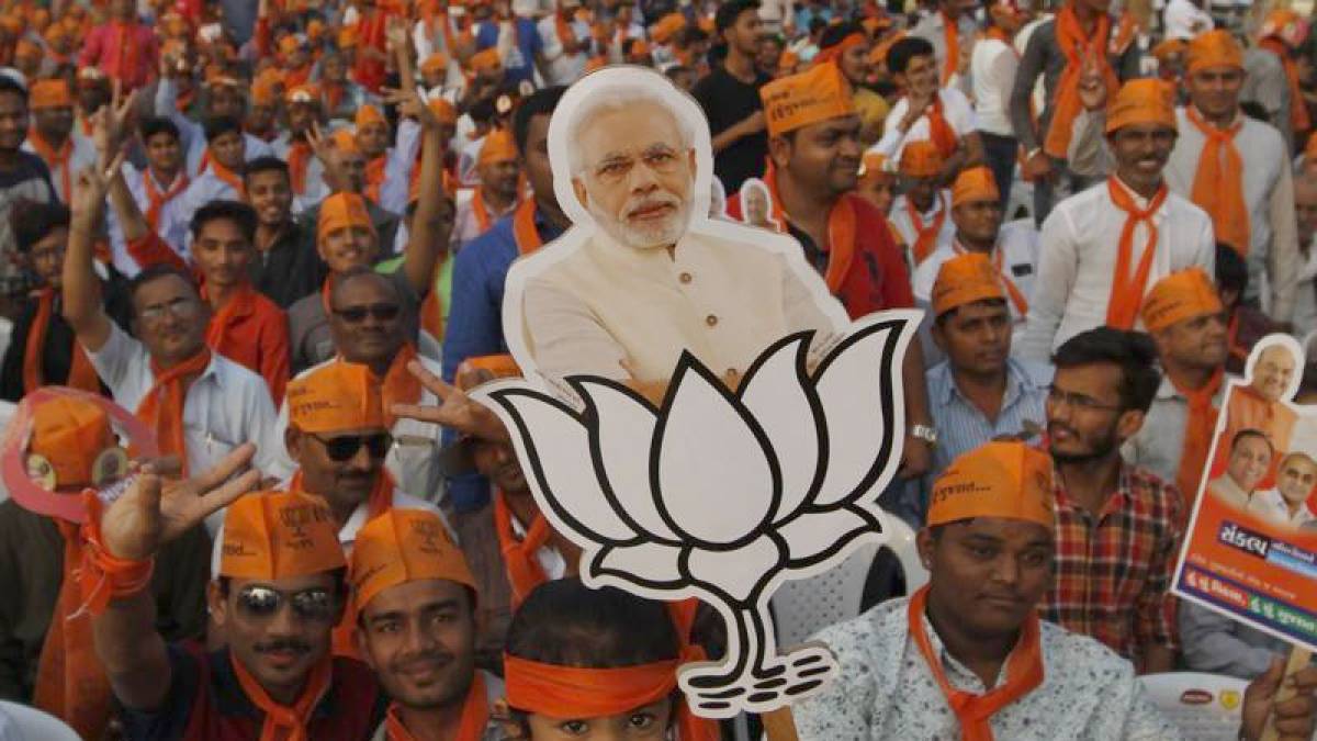 BJP hopes to ride on Gujarat win in Karnataka polls BJP hopes to ride on Gujarat win in Karnataka polls