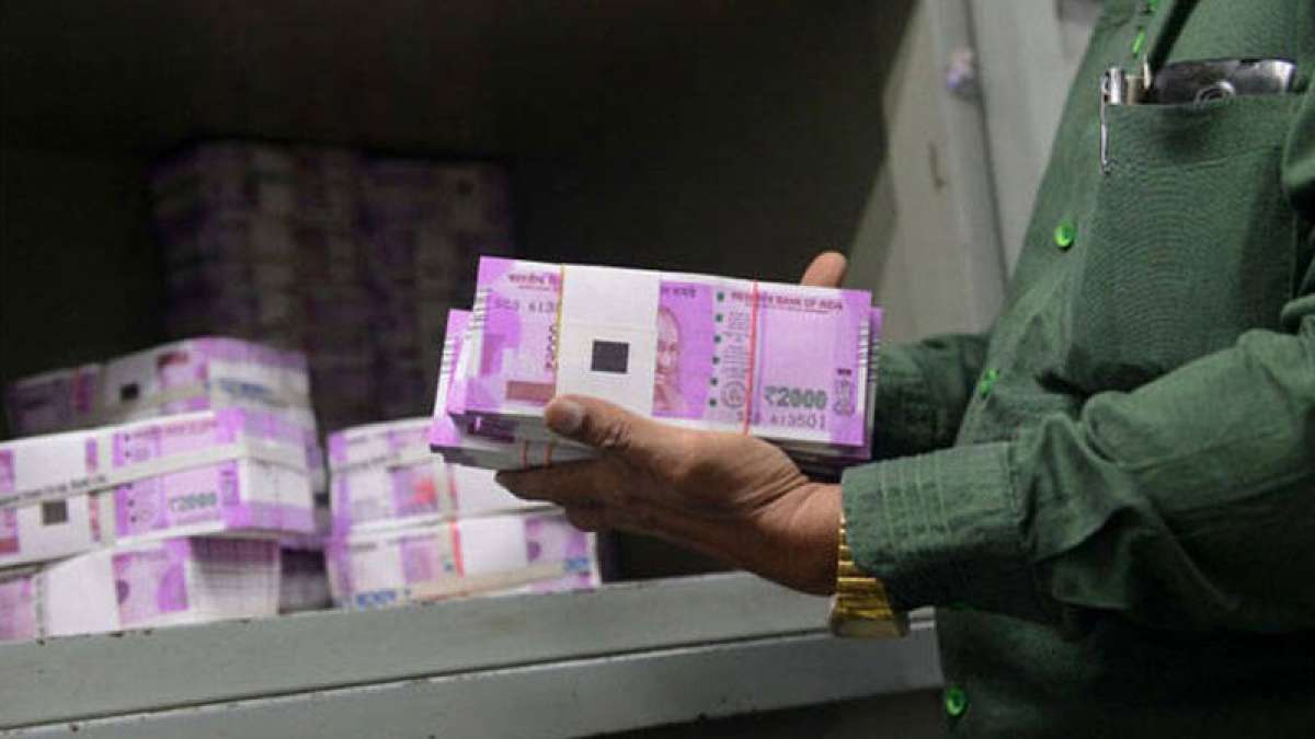 RBI may have consciously stopped printing Rs 2000 currency note: SBI Report RBI may have consciously stopped printing Rs 2000 currency note: SBI Report