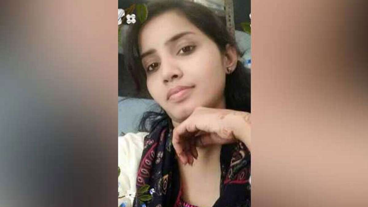 23-year-old Hyderabad woman burnt alive by ex-lover 23-year-old Hyderabad woman burnt alive by ex-lover