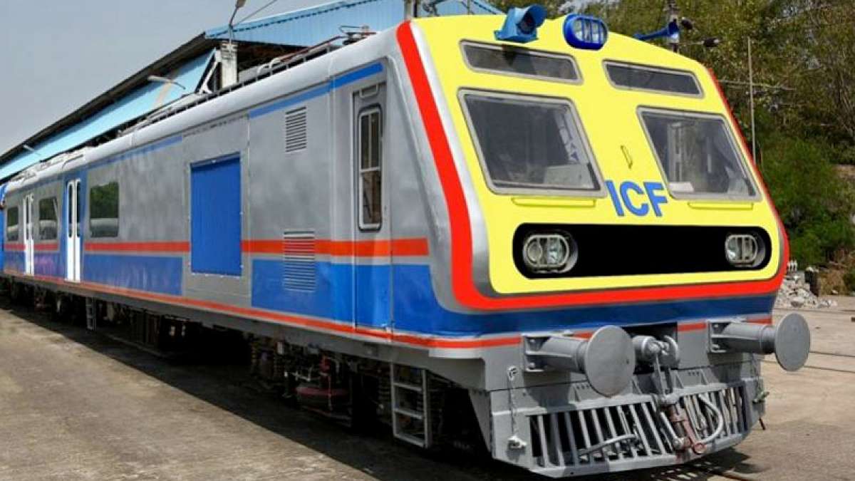 Mumbai gets India's first fully-AC local train Mumbai gets India's first fully-AC local train