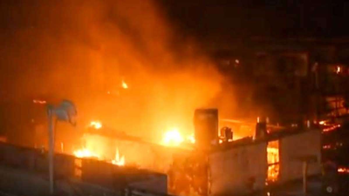 15 dead as fire breaks out at Kamla Mills in Mumbai 15 dead as fire breaks out at Kamla Mills in Mumbai