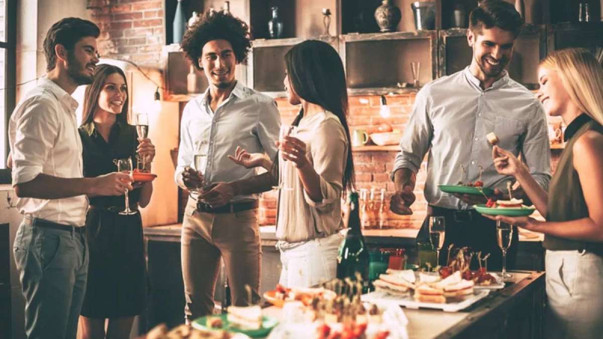 Hosting house party? Try these tips Hosting house party? Try these tips
