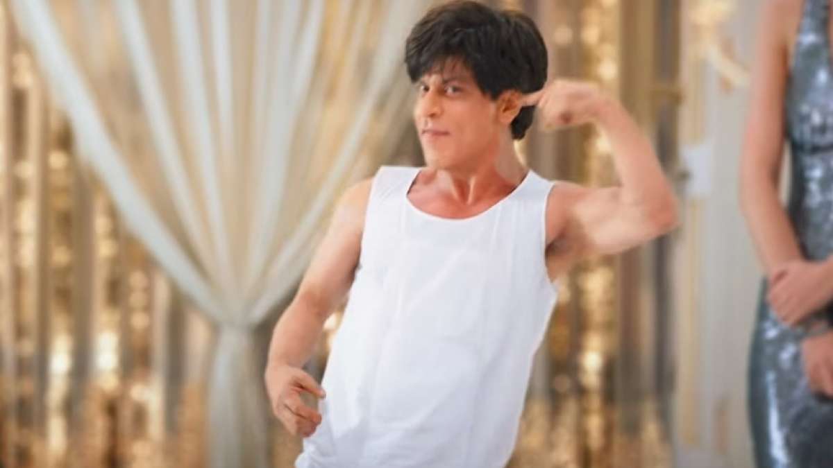 Zero Movie Teaser : Shah Rukh Khan unveils his dwarf avatar for upcoming film Zero Movie Teaser : Shah Rukh Khan unveils his dwarf avatar for upcoming film