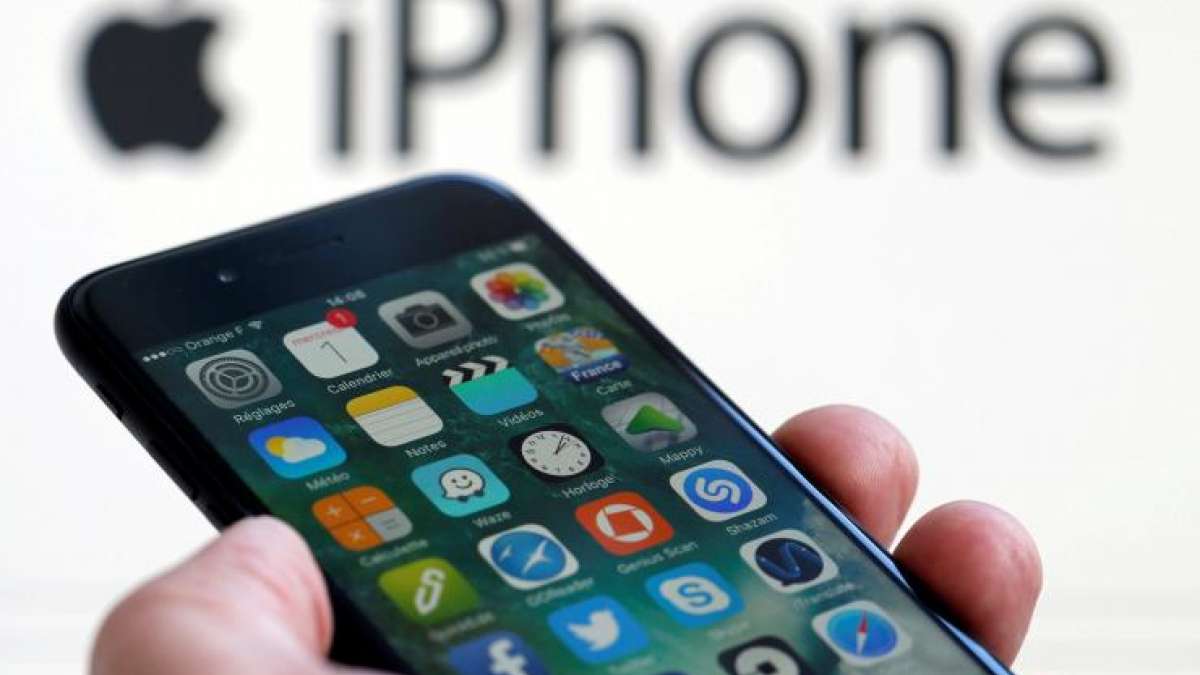 Apple working with partners on foldable iPhone to unveil in 2020 Apple working with partners on foldable iPhone to unveil in 2020