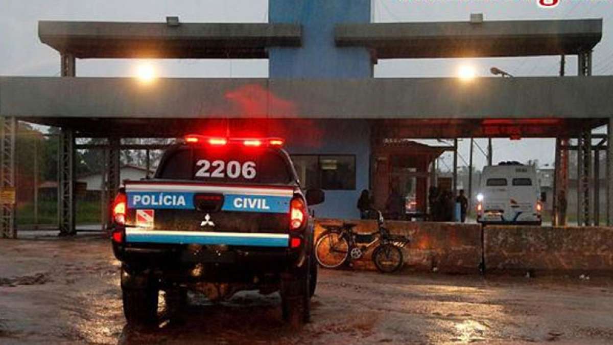 At least 20 dead after botched prison escape in Brazil At least 20 dead after botched prison escape in Brazil