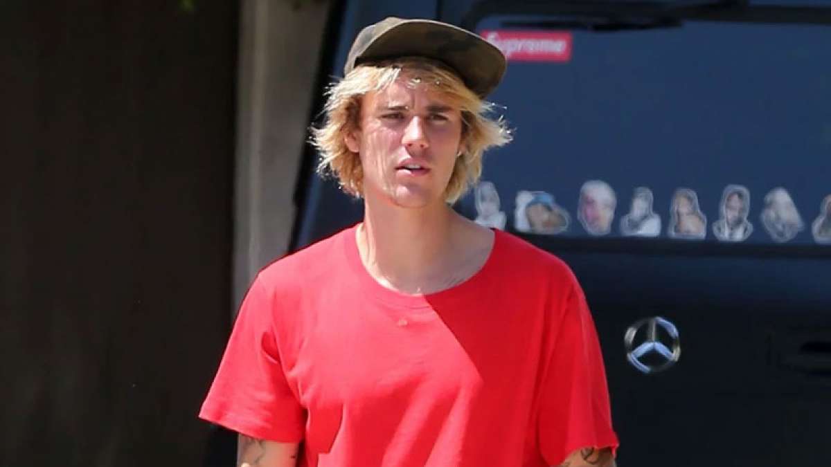Justin Bieber saves woman from attacker at Coachella party Justin Bieber saves woman from attacker at Coachella party
