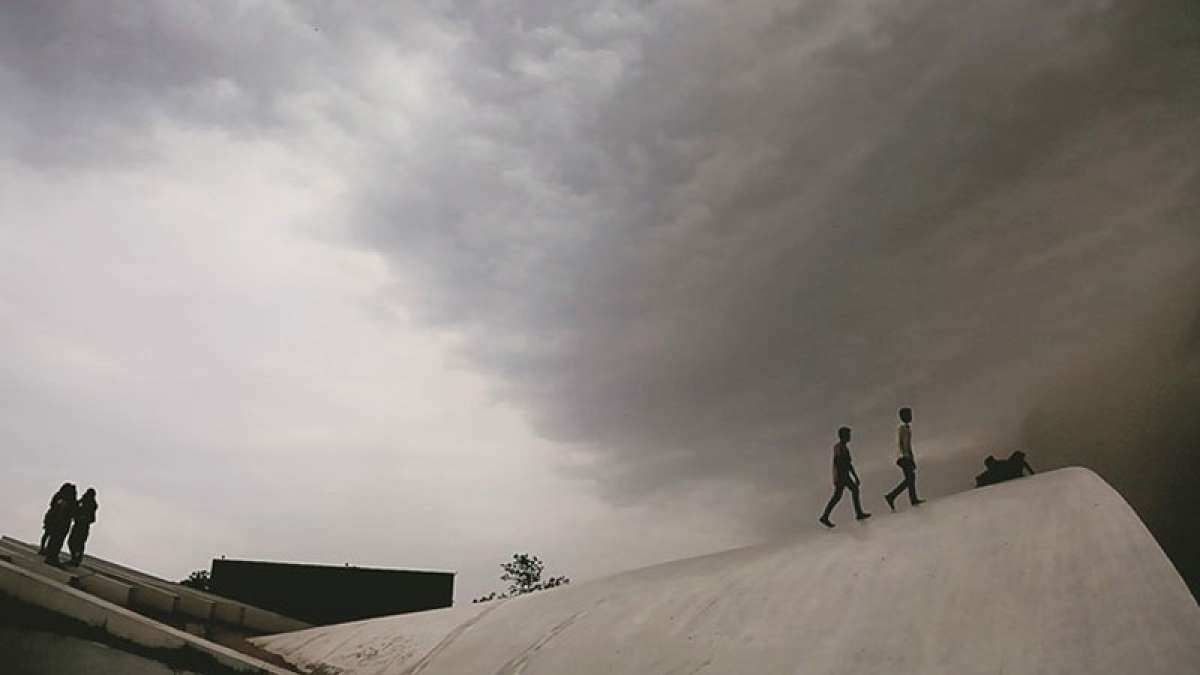 Thunderstorm hit Punjab, Haryana, maximum temperatures dip Thunderstorm hit Punjab, Haryana, maximum temperatures dip